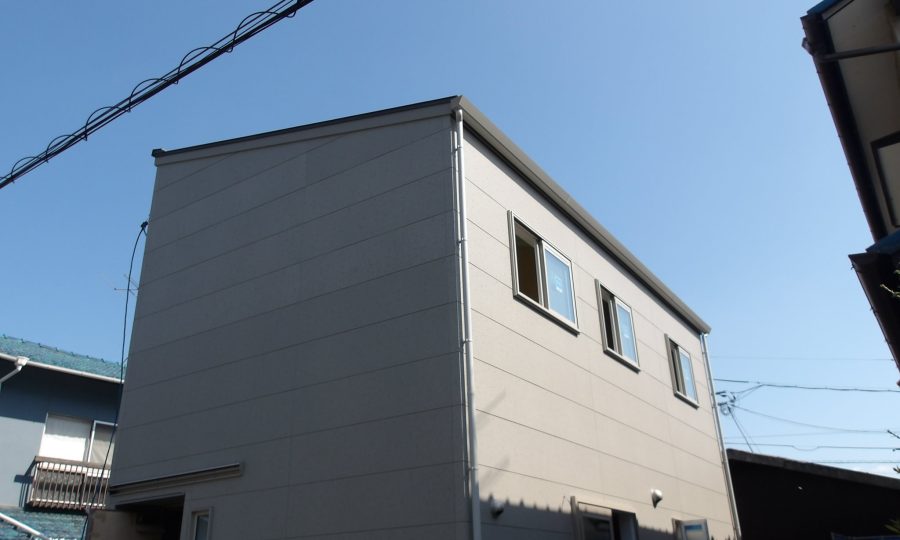 モデルハウスの足場が取れました！！